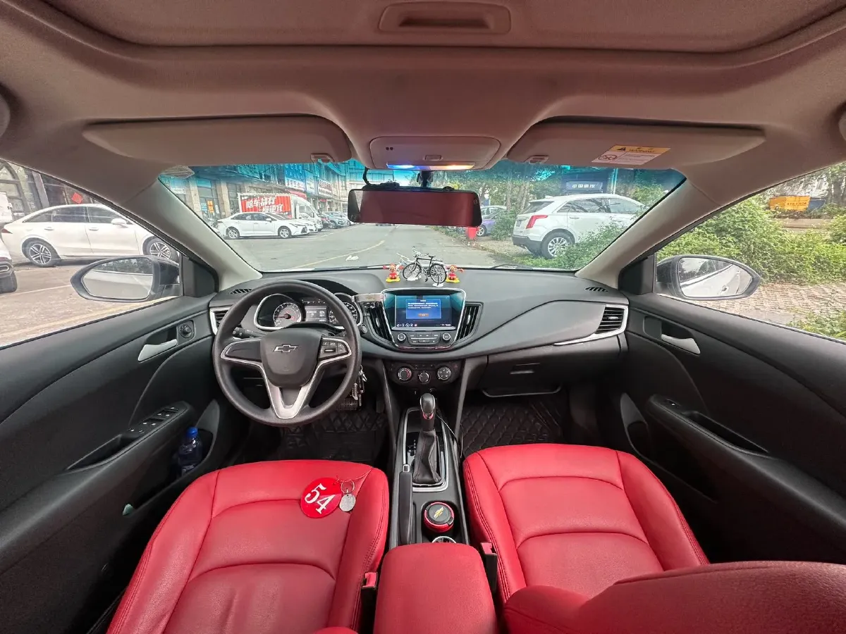 2019 Chevrolet Cavalier 1.0T 120HP L3 6DCT,autocango,china used car exporter,china ev exporter,chinese used car exporter,chinese used ev exporter