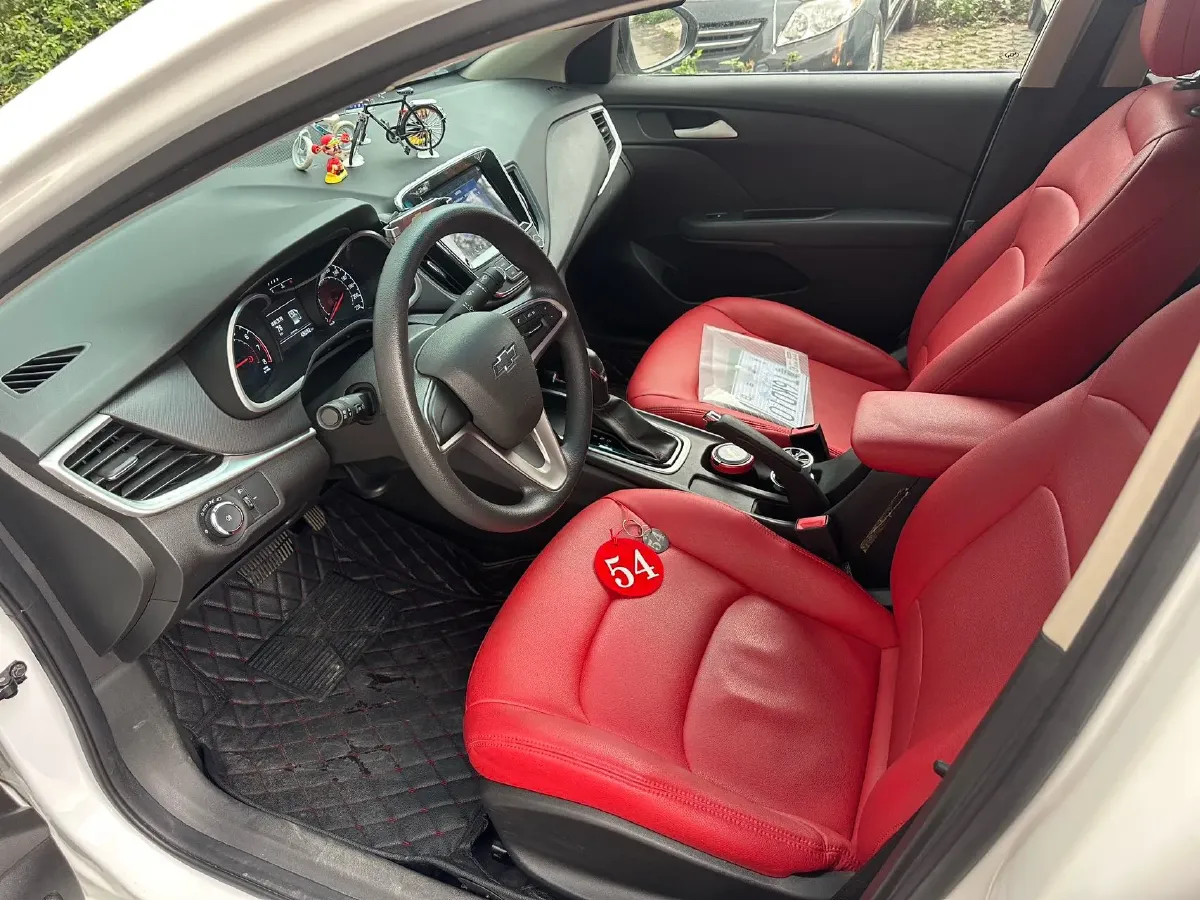 2019 Chevrolet Cavalier 1.0T 120HP L3 6DCT,autocango,china used car exporter,china ev exporter,chinese used car exporter,chinese used ev exporter