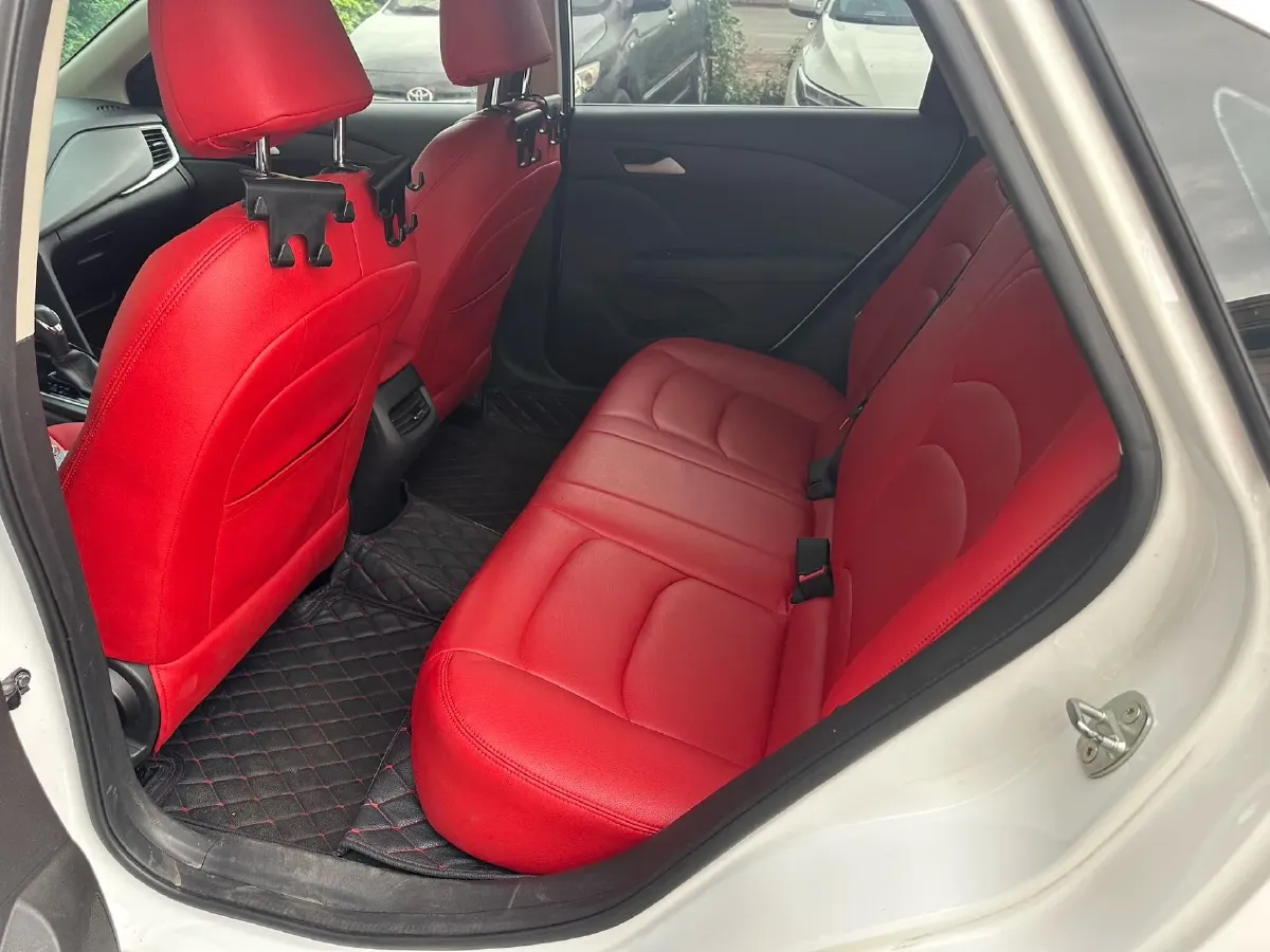 2019 Chevrolet Cavalier 1.0T 120HP L3 6DCT,autocango,china used car exporter,china ev exporter,chinese used car exporter,chinese used ev exporter