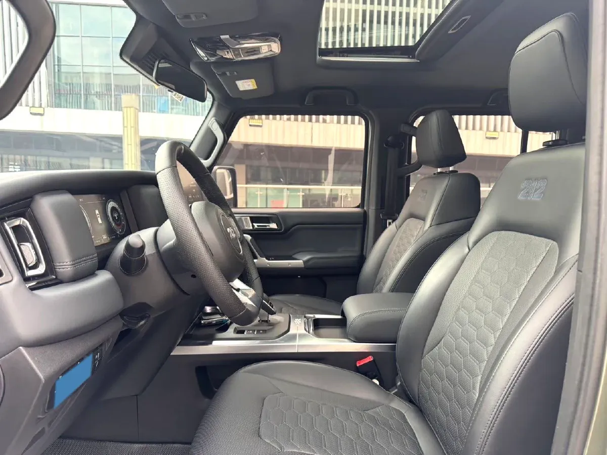 2024 212 212 T01 2.0T 252HP L4 8AT,autocango,china used car exporter,china ev exporter,chinese used car exporter,chinese used ev exporter