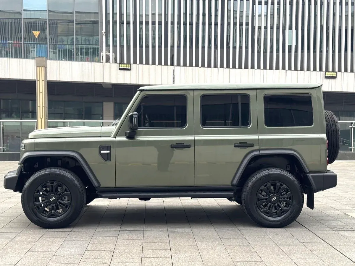 2024 212 212 T01 2.0T 252HP L4 8AT,autocango,china used car exporter,china ev exporter,chinese used car exporter,chinese used ev exporter