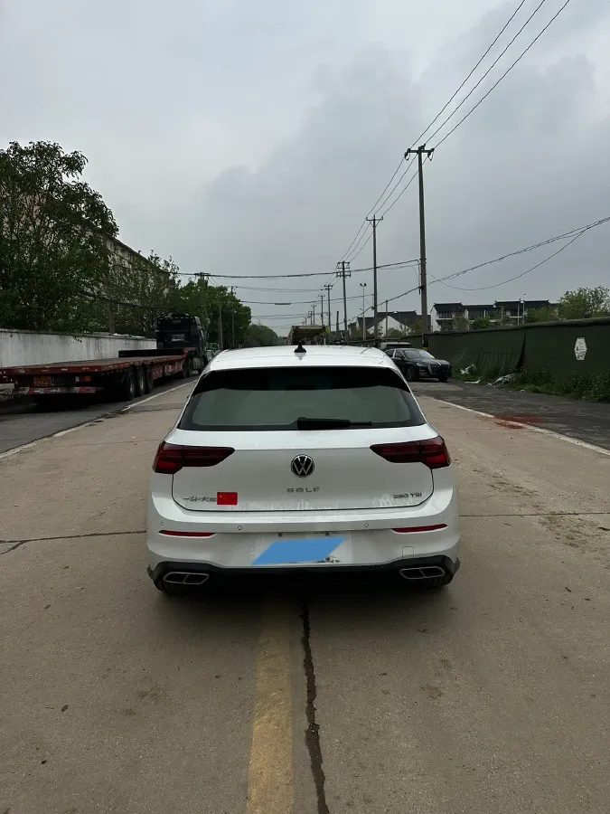 2023 Volkswagen Golf 1.4T 150HP L4 7DCT,autocango,china used car exporter,china ev exporter,chinese used car exporter,chinese used ev exporter