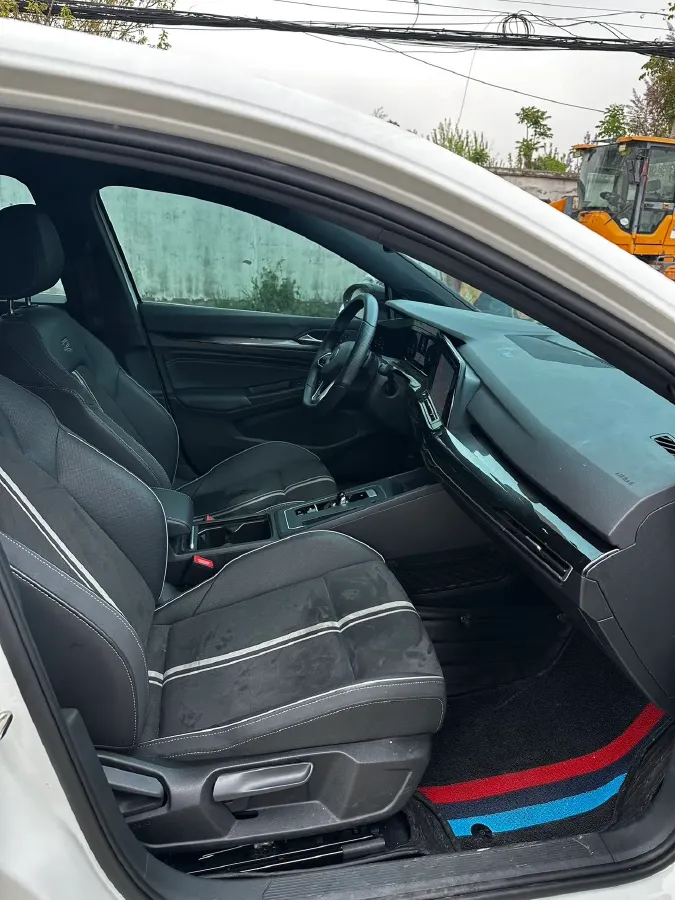 2023 Volkswagen Golf 1.4T 150HP L4 7DCT,autocango,china used car exporter,china ev exporter,chinese used car exporter,chinese used ev exporter