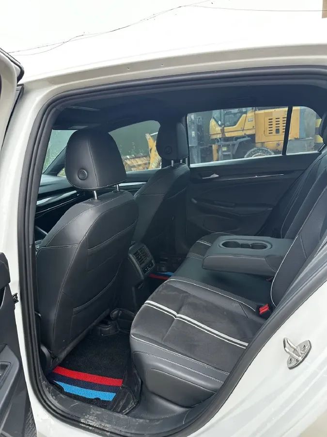 2023 Volkswagen Golf 1.4T 150HP L4 7DCT,autocango,china used car exporter,china ev exporter,chinese used car exporter,chinese used ev exporter