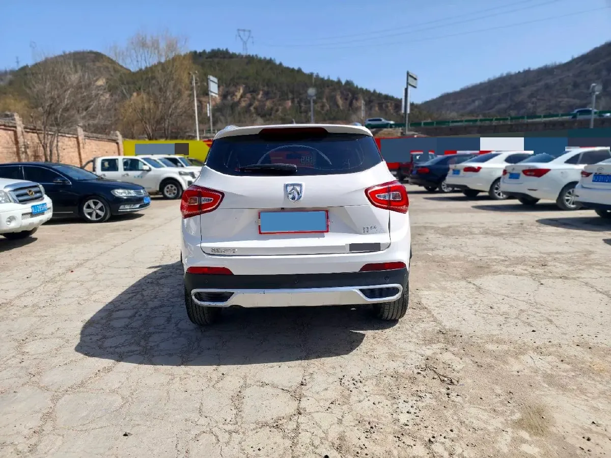 2017 BaoJun 310W 1.5L 105HP L4 6MT,autocango,china used car exporter,china ev exporter,chinese used car exporter,chinese used ev exporter