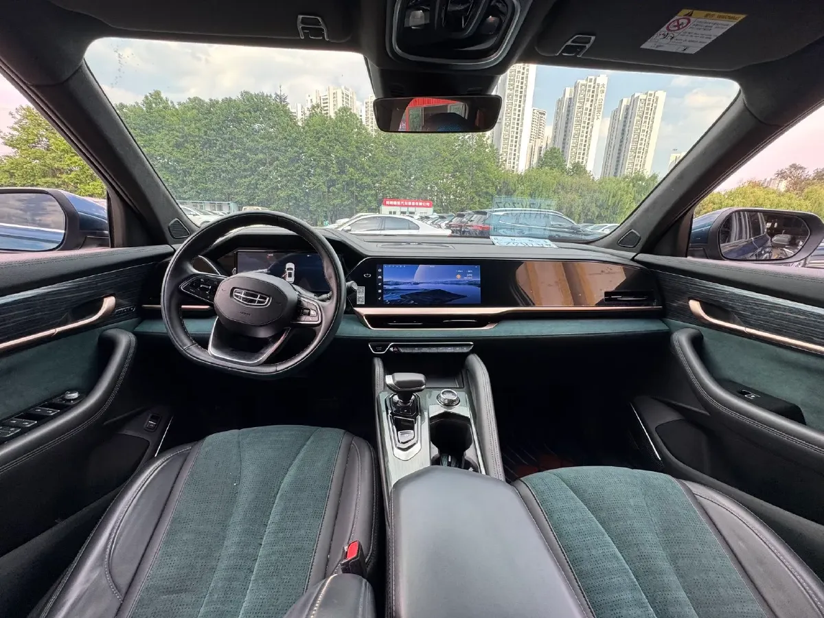 2021 Geely Monjaro 2.0T 218HP L4 7DCT,autocango,china used car exporter,china ev exporter,chinese used car exporter,chinese used ev exporter