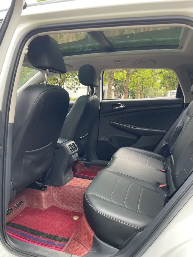 2022 Jetta VS7 1.4T 150HP L4 6AT,autocango,china used car exporter,china ev exporter,chinese used car exporter,chinese used ev exporter