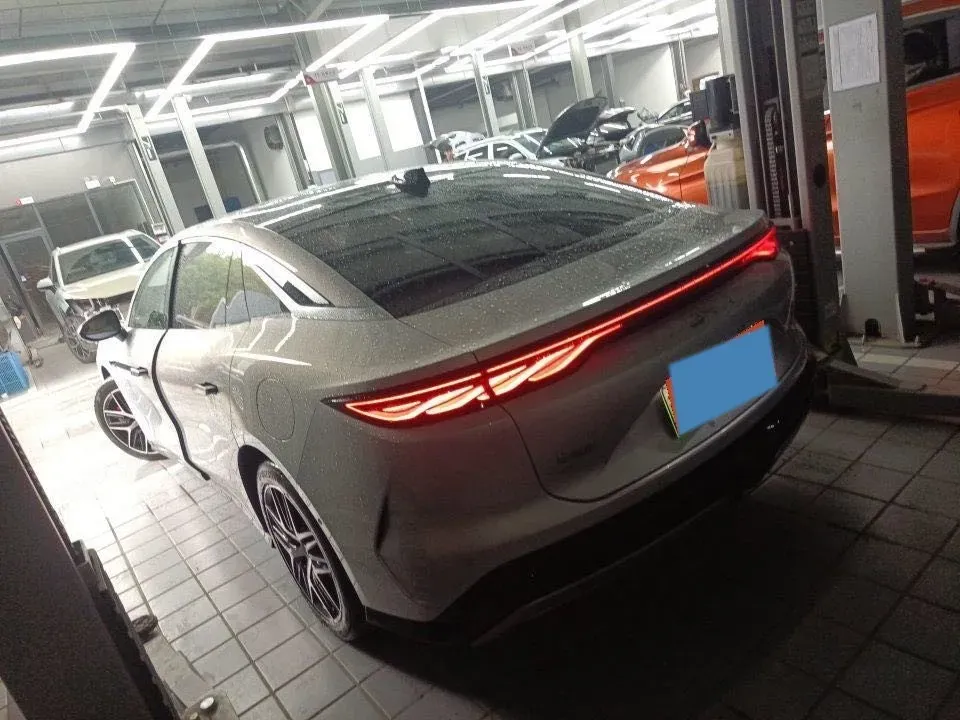 2025 BYD HanL BEV,autocango,china used car exporter,china ev exporter,chinese used car exporter,chinese used ev exporter