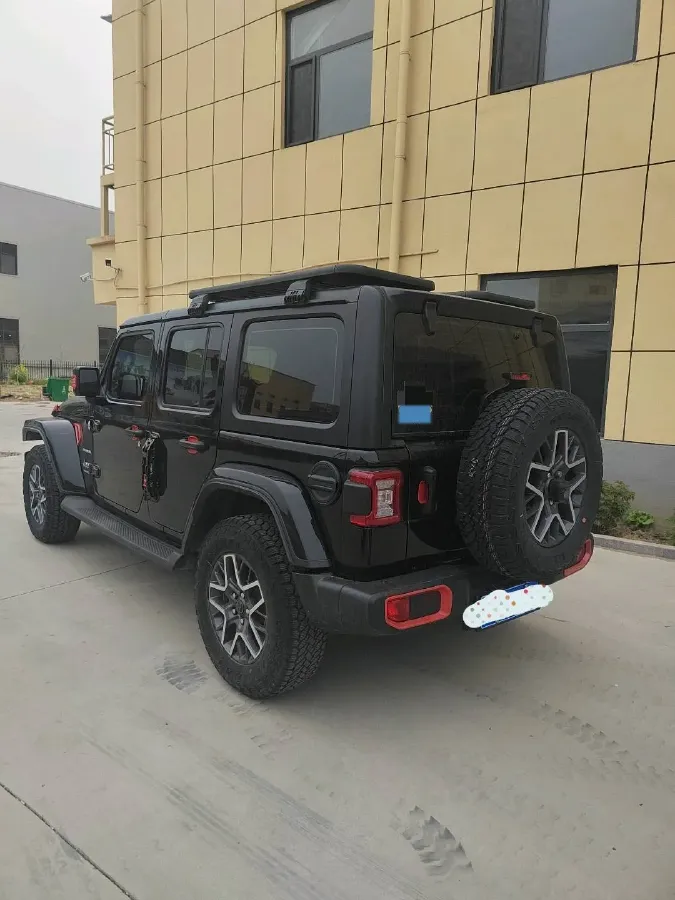 2024 Jeep Wrangler 2.0T 266HP L4 8AT,autocango,china used car exporter,china ev exporter,chinese used car exporter,chinese used ev exporter