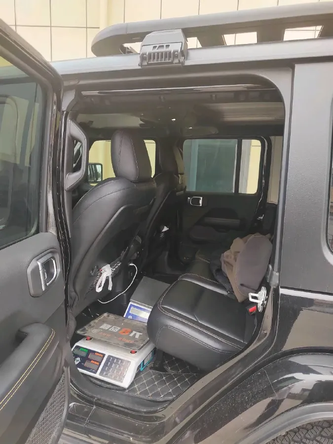 2024 Jeep Wrangler 2.0T 266HP L4 8AT,autocango,china used car exporter,china ev exporter,chinese used car exporter,chinese used ev exporter