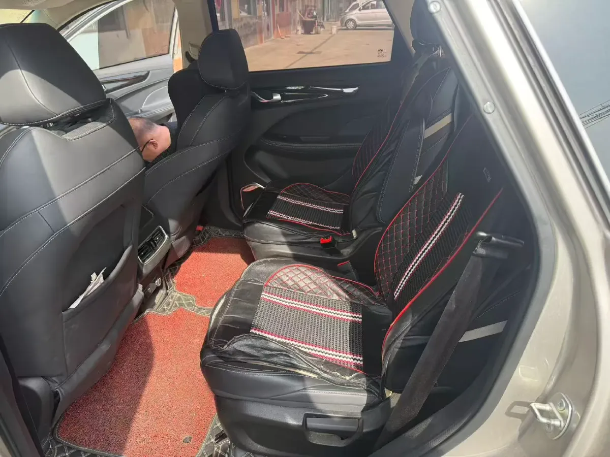 2019 Jetour X90 1.6T 197HP L4 7DCT,autocango,china used car exporter,china ev exporter,chinese used car exporter,chinese used ev exporter