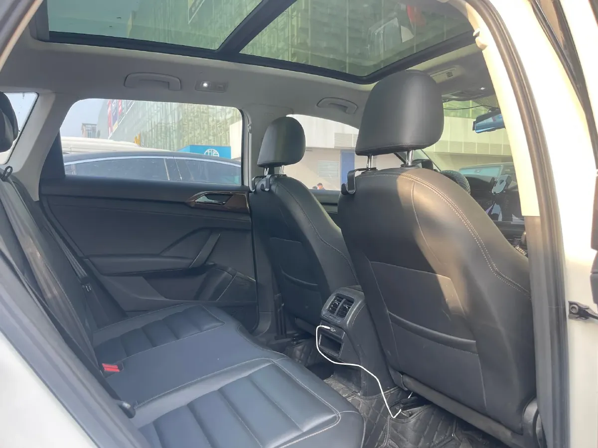 2021 Volkswagen Tharu 1.4T 150HP L4 7DCT,autocango,china used car exporter,china ev exporter,chinese used car exporter,chinese used ev exporter