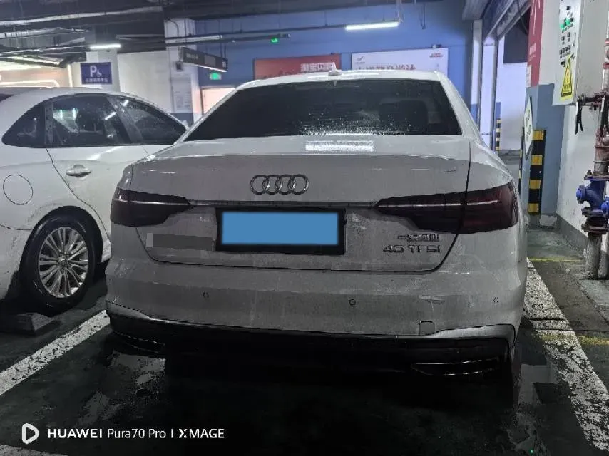 2022 Audi A4L 2.0T 190HP L4 7DCT,autocango,china used car exporter,china ev exporter,chinese used car exporter,chinese used ev exporter