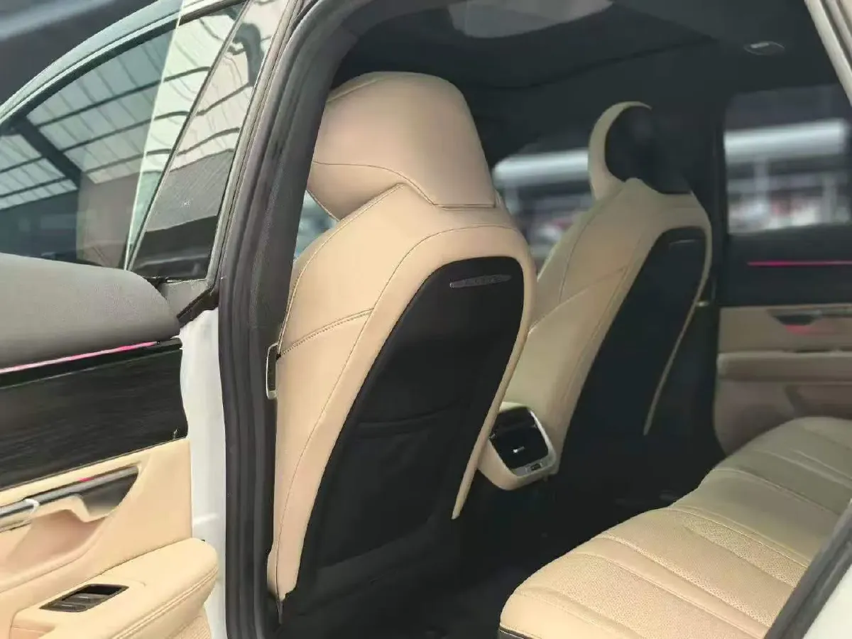 2020 Xpeng P7 BEV 70.8KWH,autocango,china used car exporter,china ev exporter,chinese used car exporter,chinese used ev exporter