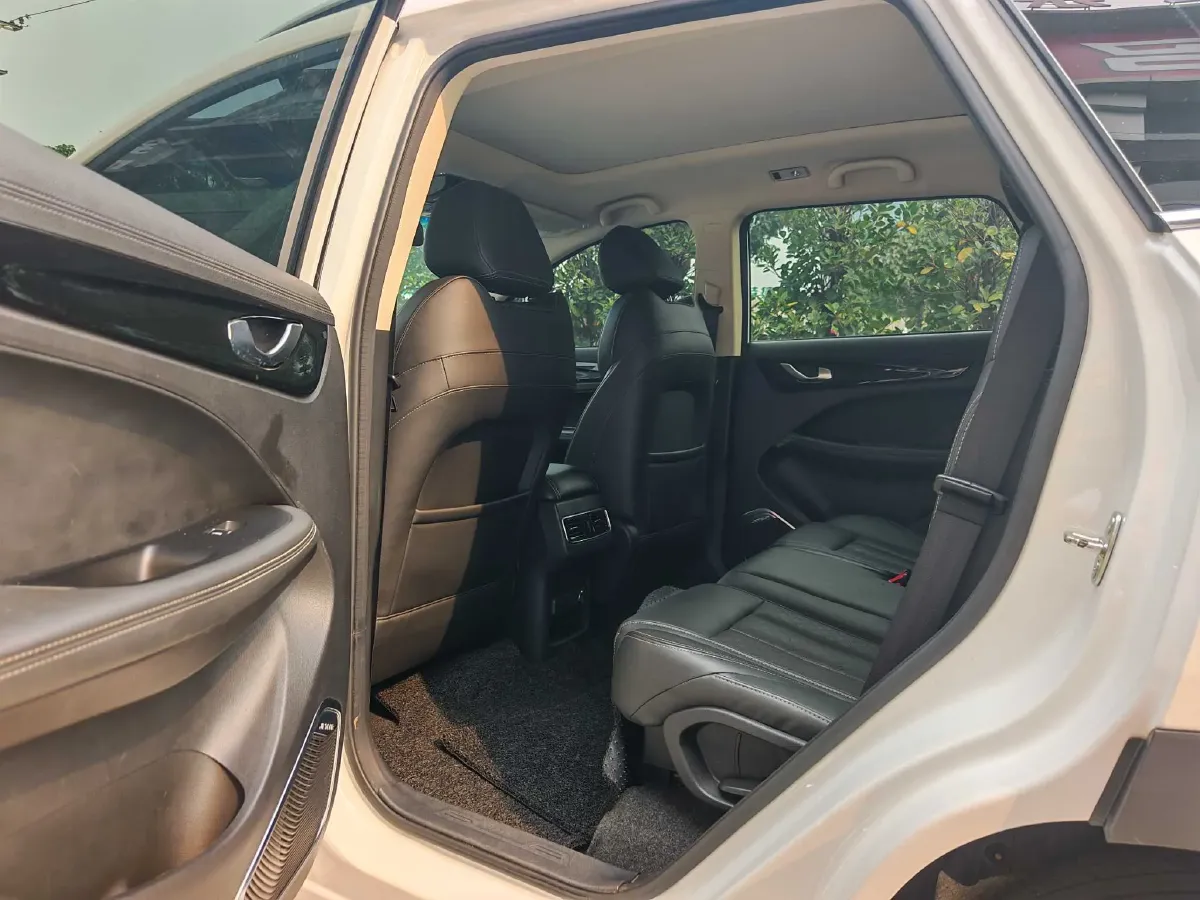 2019 Jetour X90 1.6T 197HP L4 7DCT,autocango,china used car exporter,china ev exporter,chinese used car exporter,chinese used ev exporter