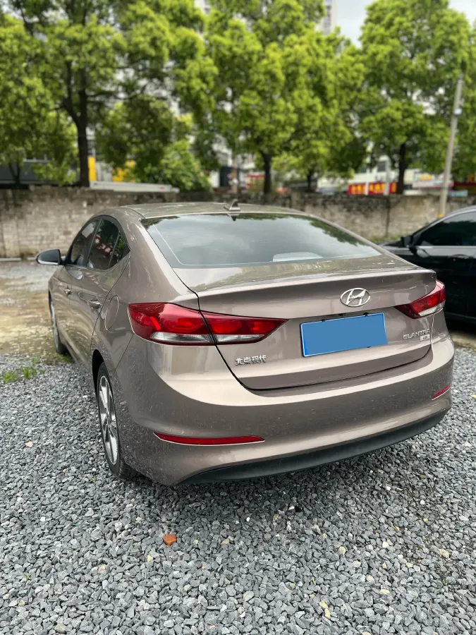 2016 Hyundai Elantra 1.6L 130HP L4 6AT,autocango,china used car exporter,china ev exporter,chinese used car exporter,chinese used ev exporter