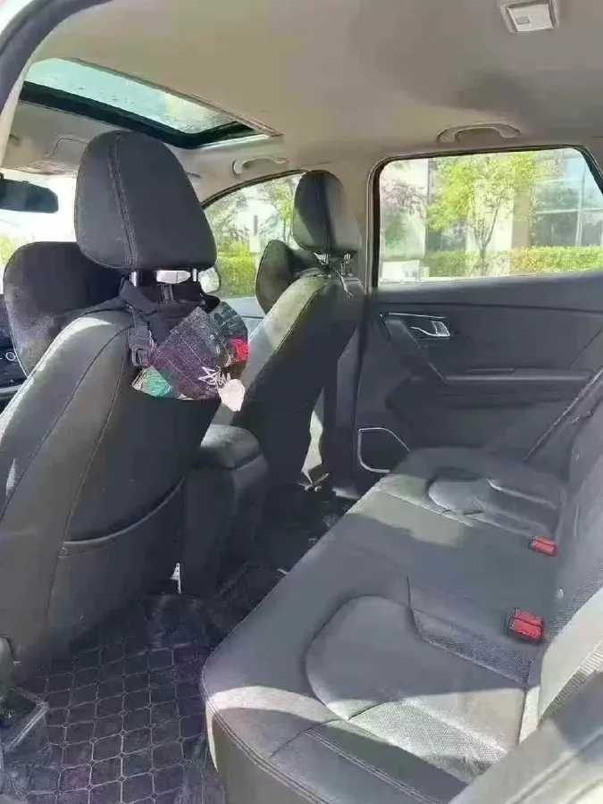 2017 FAW Senia R7 1.6L 116HP L4 6AT,autocango,china used car exporter,china ev exporter,chinese used car exporter,chinese used ev exporter