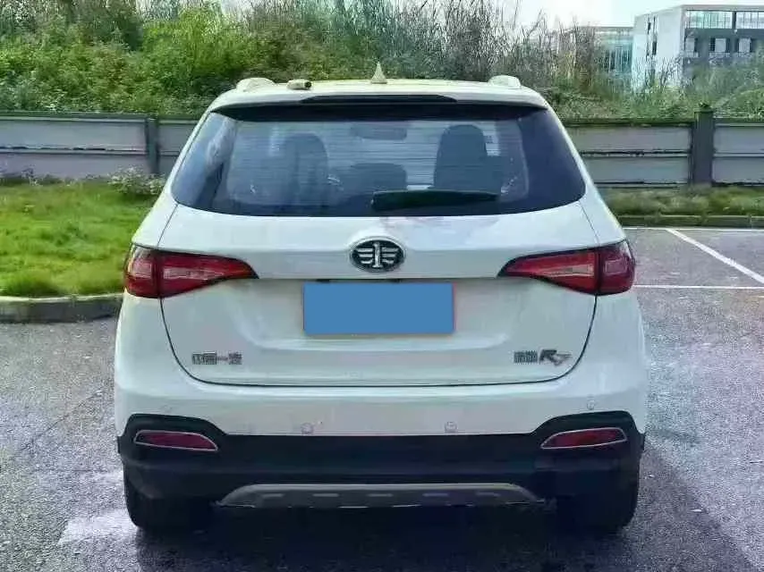 2017 FAW Senia R7 1.6L 116HP L4 6AT,autocango,china used car exporter,china ev exporter,chinese used car exporter,chinese used ev exporter
