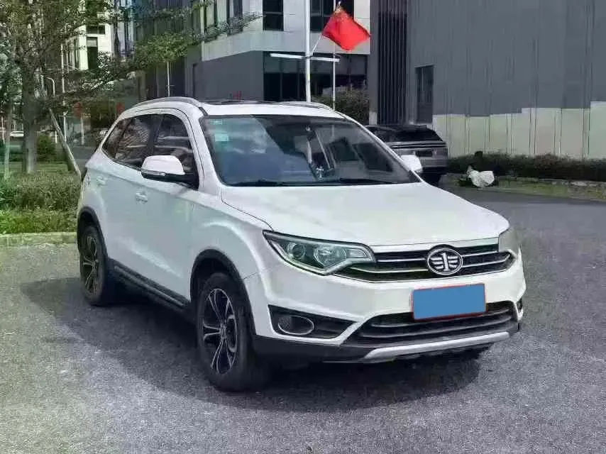 2017 FAW Senia R7 1.6L 116HP L4 6AT,autocango,china used car exporter,china ev exporter,chinese used car exporter,chinese used ev exporter