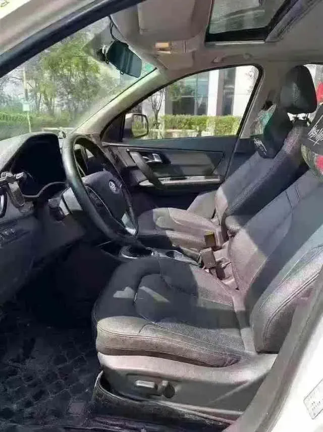 2017 FAW Senia R7 1.6L 116HP L4 6AT,autocango,china used car exporter,china ev exporter,chinese used car exporter,chinese used ev exporter