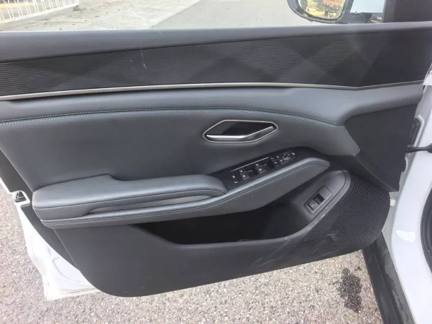 2025 BYD QinL 1.5L 101HP L4 E-CVT PHEV 15.87KWH,autocango,china used car exporter,china ev exporter,chinese used car exporter,chinese used ev exporter