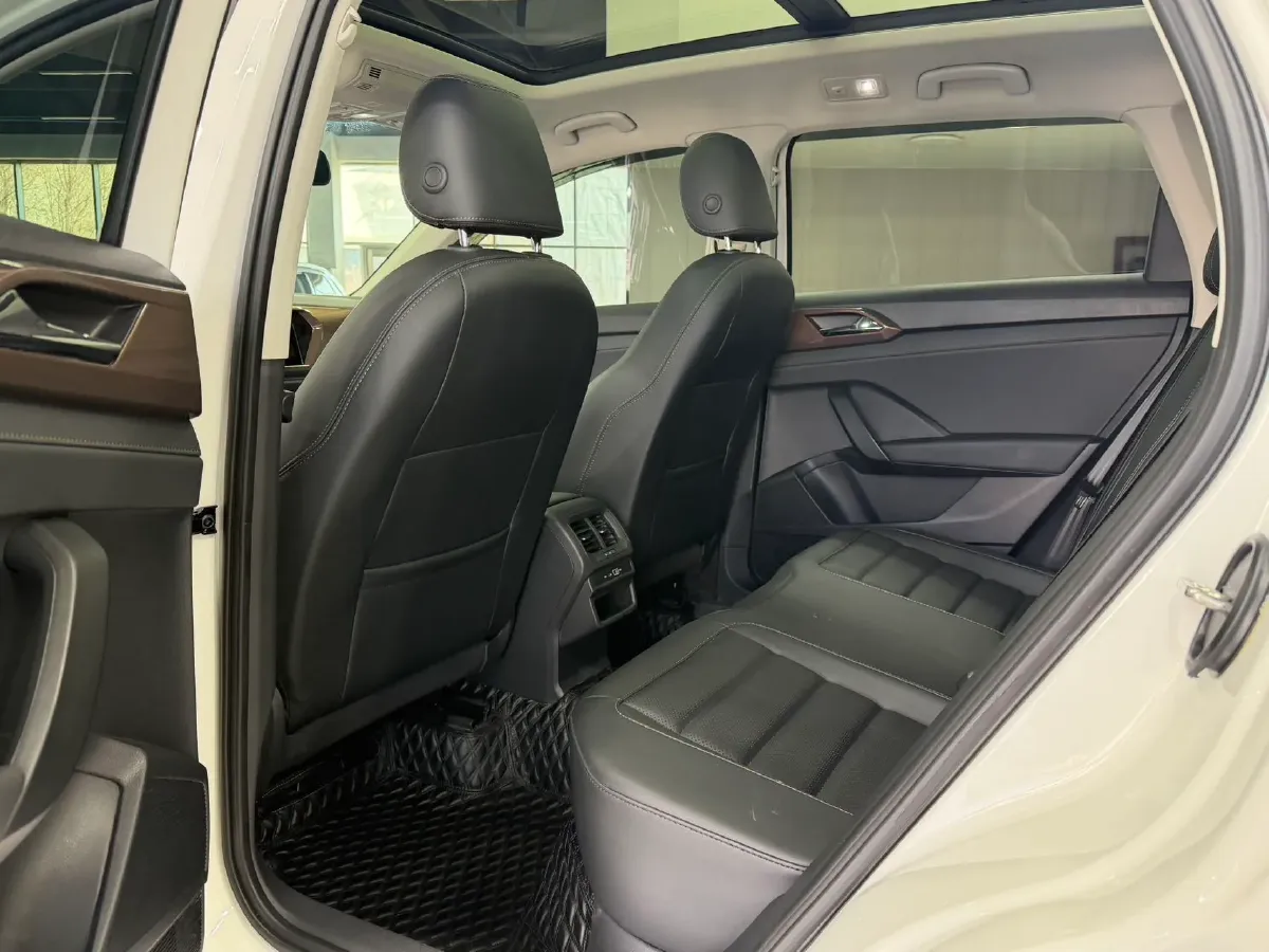 2022 Volkswagen Tharu 1.4T 150HP L4 7DCT,autocango,china used car exporter,china ev exporter,chinese used car exporter,chinese used ev exporter