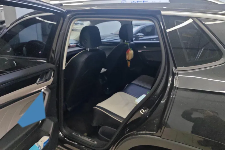 2023 Volkswagen Tayron 2.0T 186HP L4 7DCT,autocango,china used car exporter,china ev exporter,chinese used car exporter,chinese used ev exporter