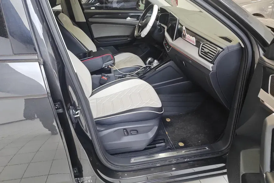 2023 Volkswagen Tayron 2.0T 186HP L4 7DCT,autocango,china used car exporter,china ev exporter,chinese used car exporter,chinese used ev exporter