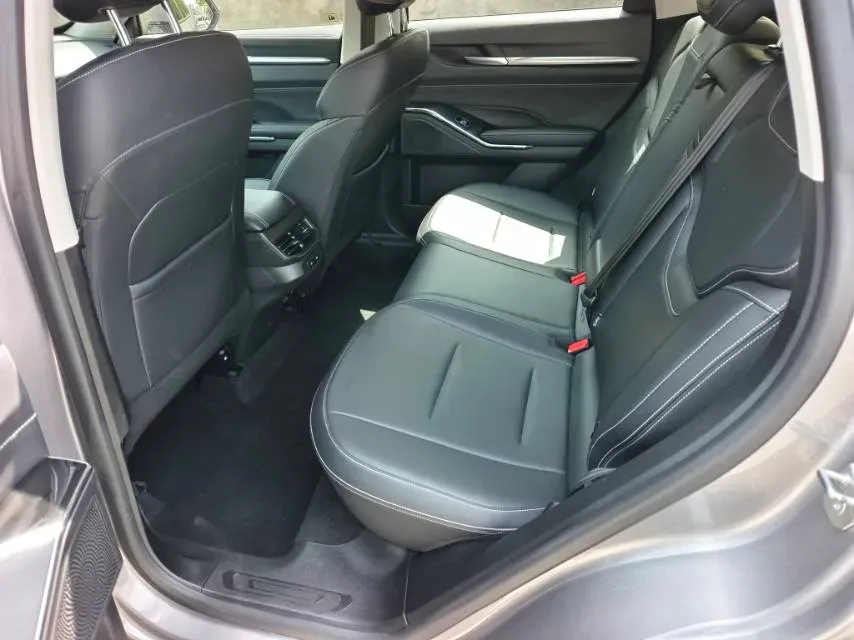 2021 Haval H6 1.5T 169HP L4 7DCT,autocango,china used car exporter,china ev exporter,chinese used car exporter,chinese used ev exporter