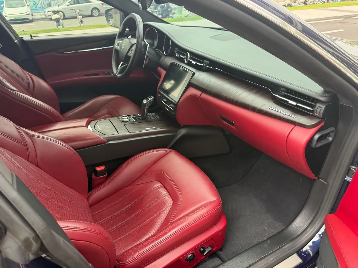 2018 Maserati Quattroporte 3.0T 430HP V6 8AT,autocango,china used car exporter,china ev exporter,chinese used car exporter,chinese used ev exporter