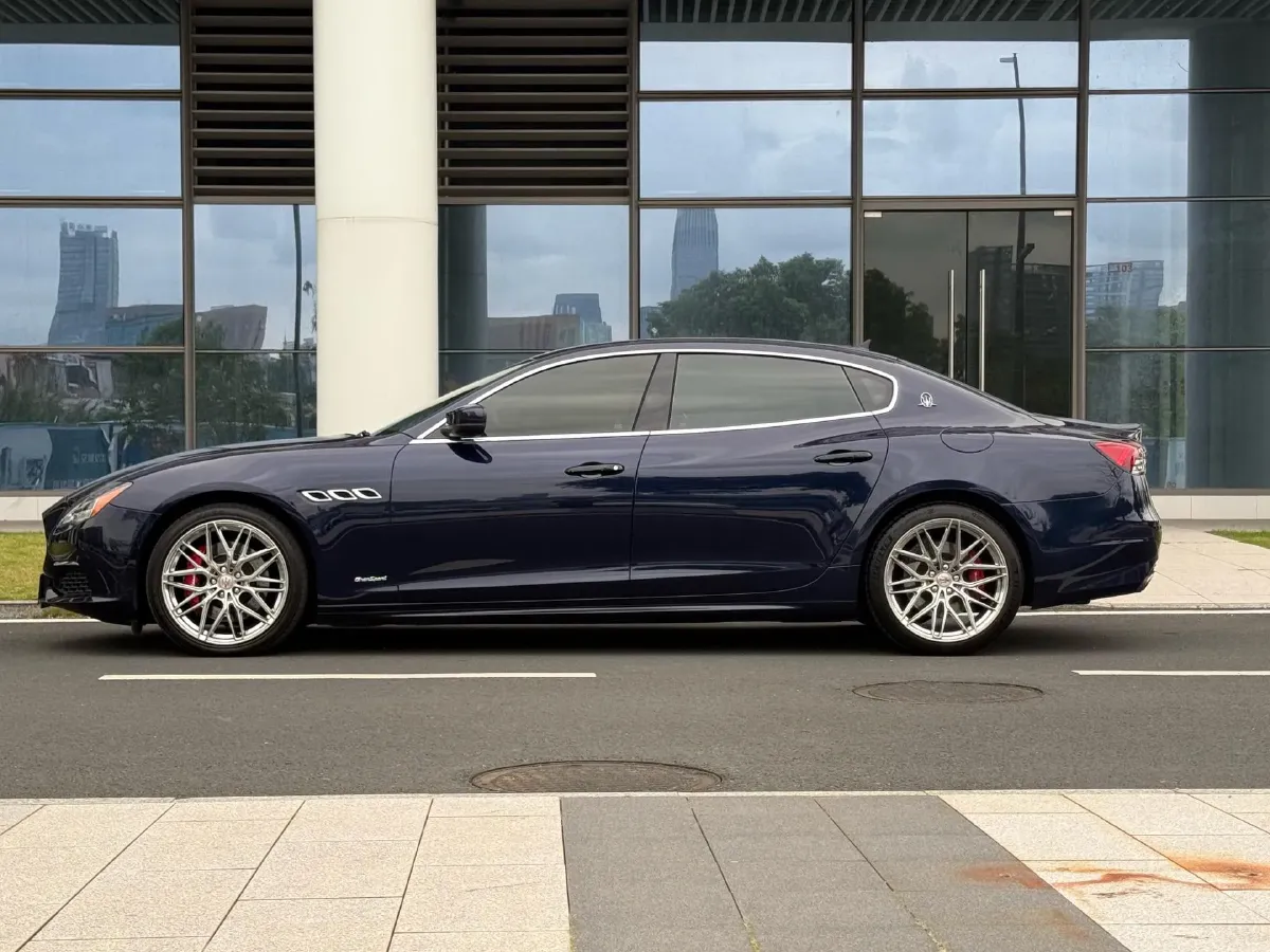 2018 Maserati Quattroporte 3.0T 430HP V6 8AT,autocango,china used car exporter,china ev exporter,chinese used car exporter,chinese used ev exporter