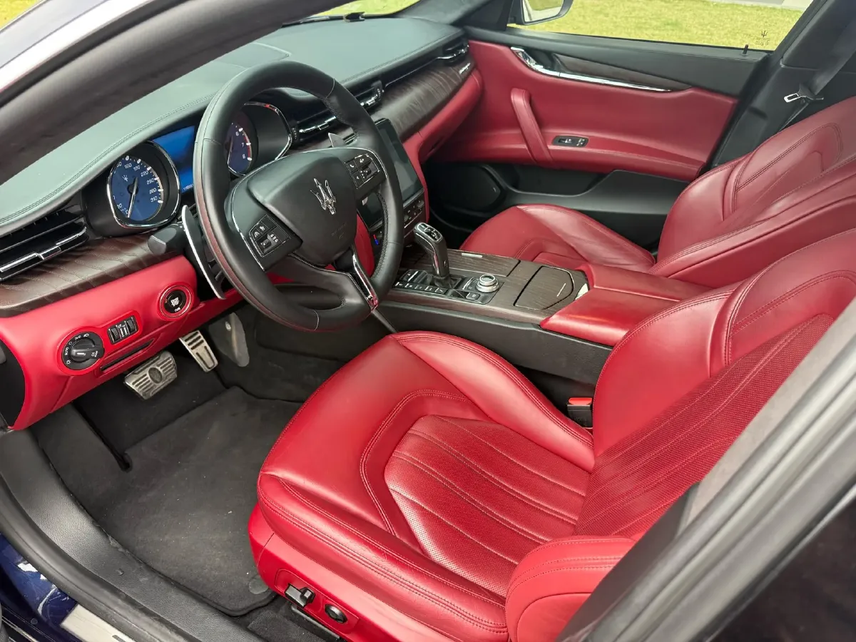 2018 Maserati Quattroporte 3.0T 430HP V6 8AT,autocango,china used car exporter,china ev exporter,chinese used car exporter,chinese used ev exporter