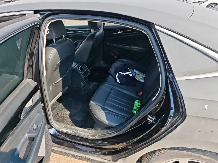 2023 Volkswagen Passat 1.4T 150HP L4 7DCT,autocango,china used car exporter,china ev exporter,chinese used car exporter,chinese used ev exporter