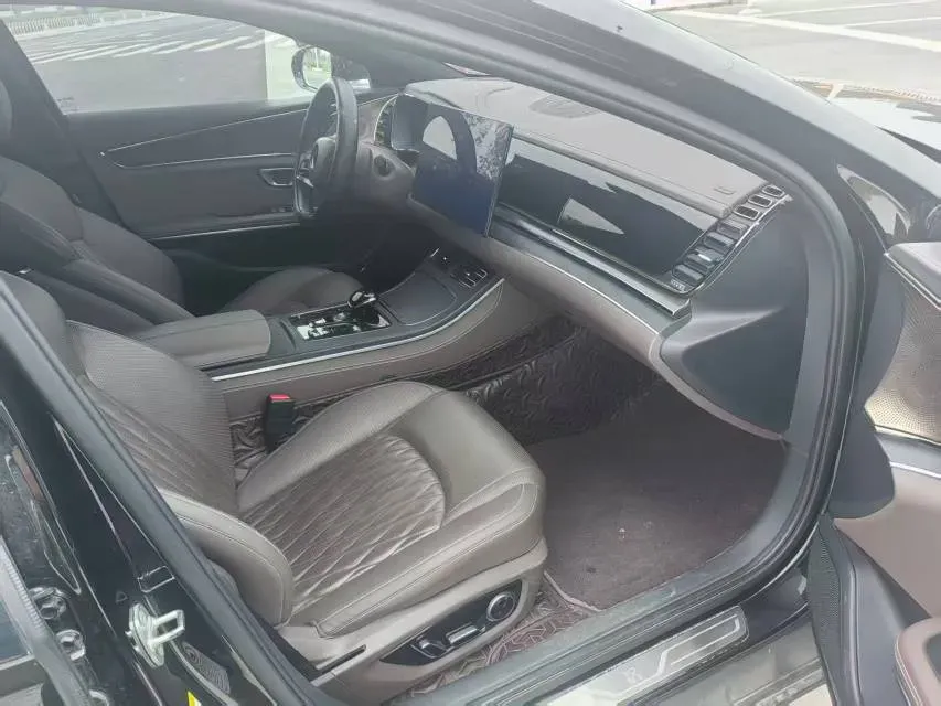 2020 WEY VV7 2.0T 227HP L4 7DCT PHEV,autocango,china used car exporter,china ev exporter,chinese used car exporter,chinese used ev exporter