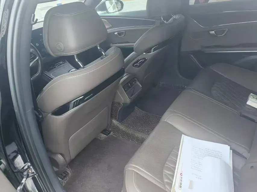 2020 WEY VV7 2.0T 227HP L4 7DCT PHEV,autocango,china used car exporter,china ev exporter,chinese used car exporter,chinese used ev exporter