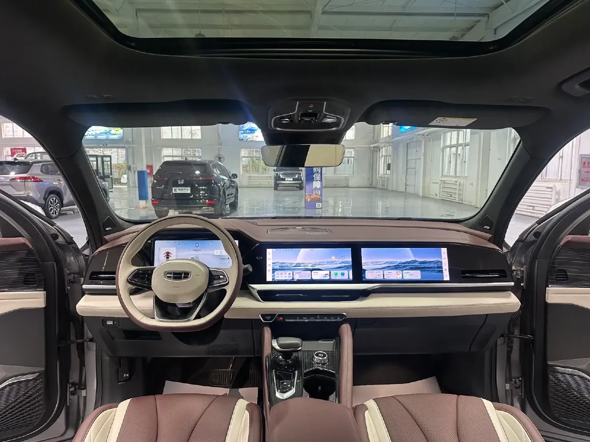 2021 Geely Monjaro 2.0T 238HP L4 8AT,autocango,china used car exporter,china ev exporter,chinese used car exporter,chinese used ev exporter