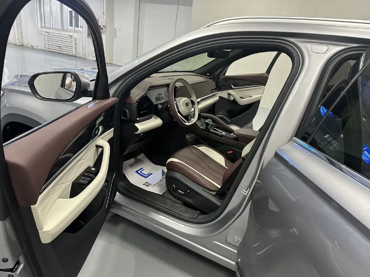 2021 Geely Monjaro 2.0T 238HP L4 8AT,autocango,china used car exporter,china ev exporter,chinese used car exporter,chinese used ev exporter