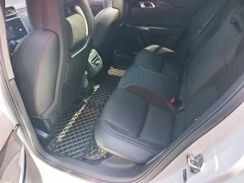 2020 LYNK&CO 03 1.5T 180HP L3 7DCT,autocango,china used car exporter,china ev exporter,chinese used car exporter,chinese used ev exporter