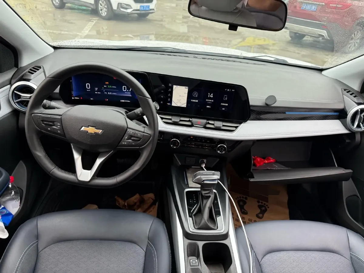 2023 Chevrolet Monza 1.5L 113HP L4 6DCT,autocango,china used car exporter,china ev exporter,chinese used car exporter,chinese used ev exporter