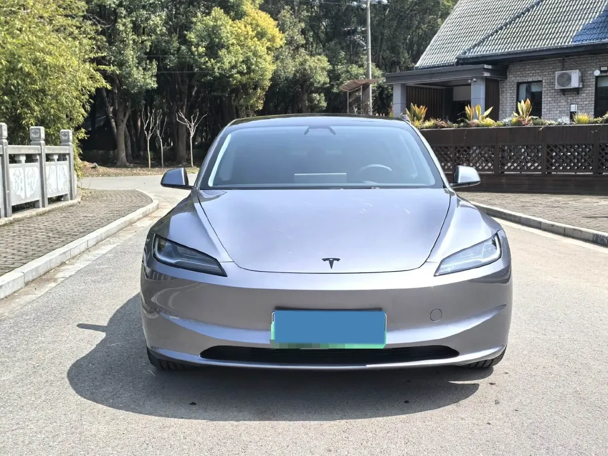 2025 Tesla Model 3 BEV,autocango,china used car exporter,china ev exporter,chinese used car exporter,chinese used ev exporter