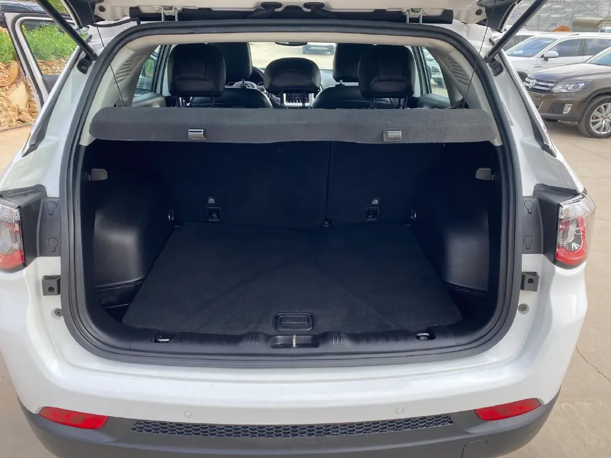 2017 Jeep Compass 1.4T 165HP L4 7DCT,autocango,china used car exporter,china ev exporter,chinese used car exporter,chinese used ev exporter