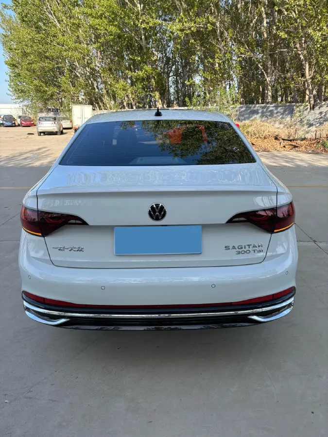 2023 Volkswagen Sagitar 1.5T 160HP L4 7DCT,autocango,china used car exporter,china ev exporter,chinese used car exporter,chinese used ev exporter