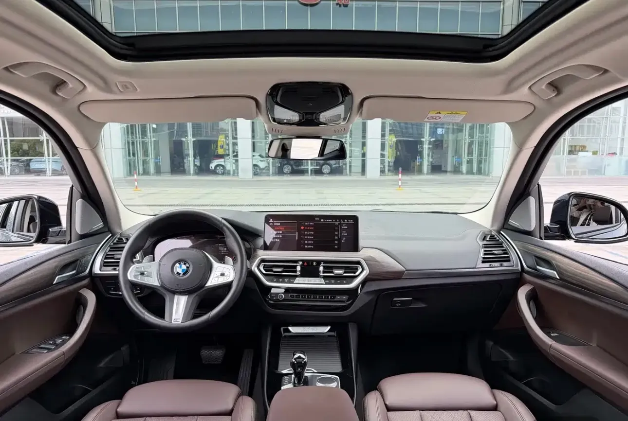 2022 BMW X3 2.0T 252HP L4 8AT,autocango,china used car exporter,china ev exporter,chinese used car exporter,chinese used ev exporter