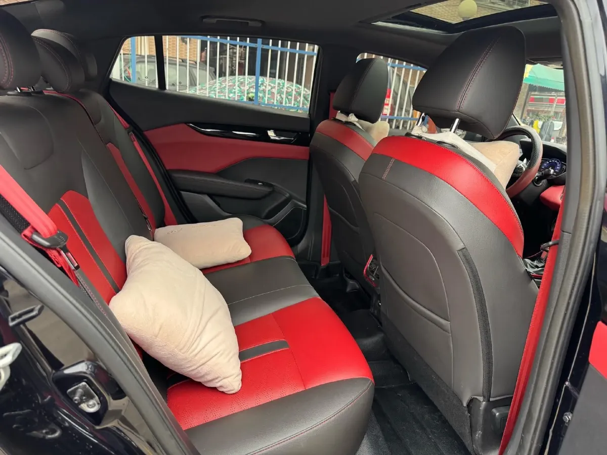 2021 DongFeng Aeolus YiXuan 1.5T 150HP L4 6DCT,autocango,china used car exporter,china ev exporter,chinese used car exporter,chinese used ev exporter