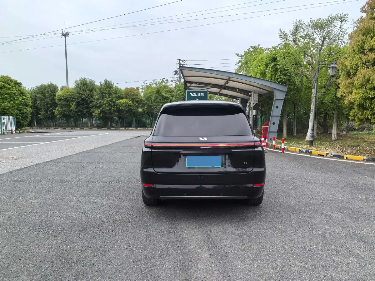 2022 Li L9 Range Extended 154HP REEV 42.6KWH,autocango,china used car exporter,china ev exporter,chinese used car exporter,chinese used ev exporter