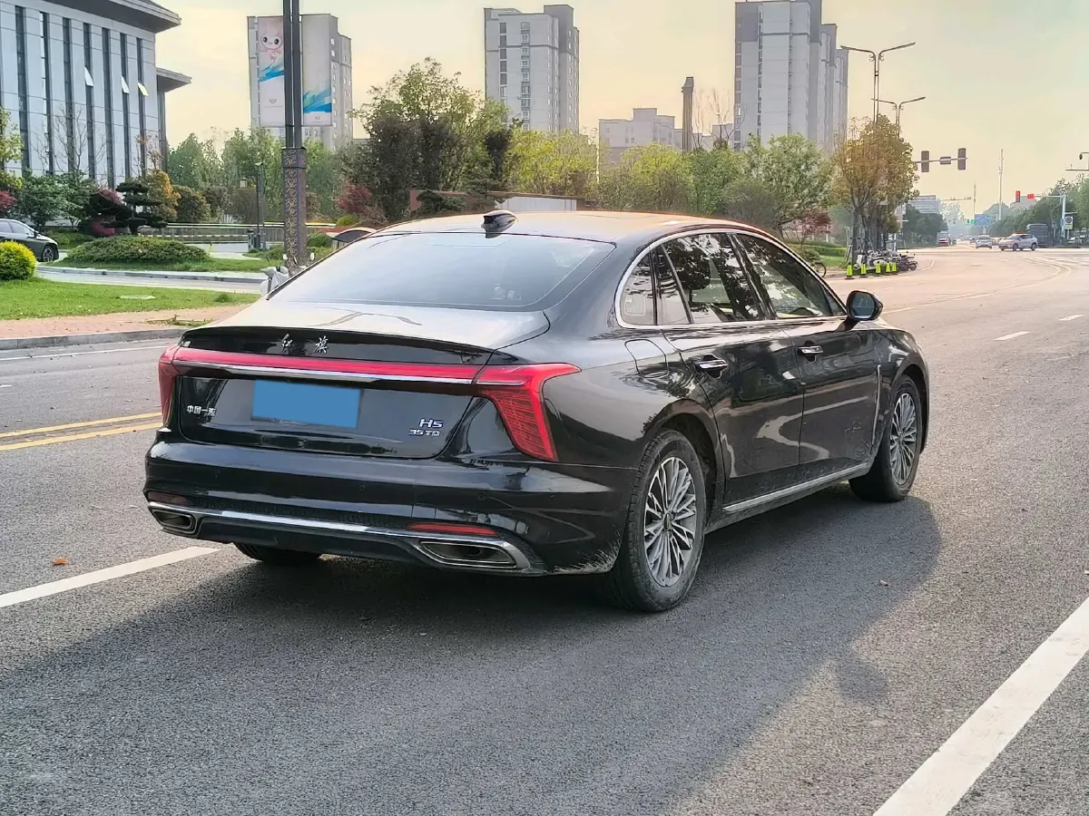 2023 HongQi H5 1.5T 169HP L4 7DCT,autocango,china used car exporter,china ev exporter,chinese used car exporter,chinese used ev exporter