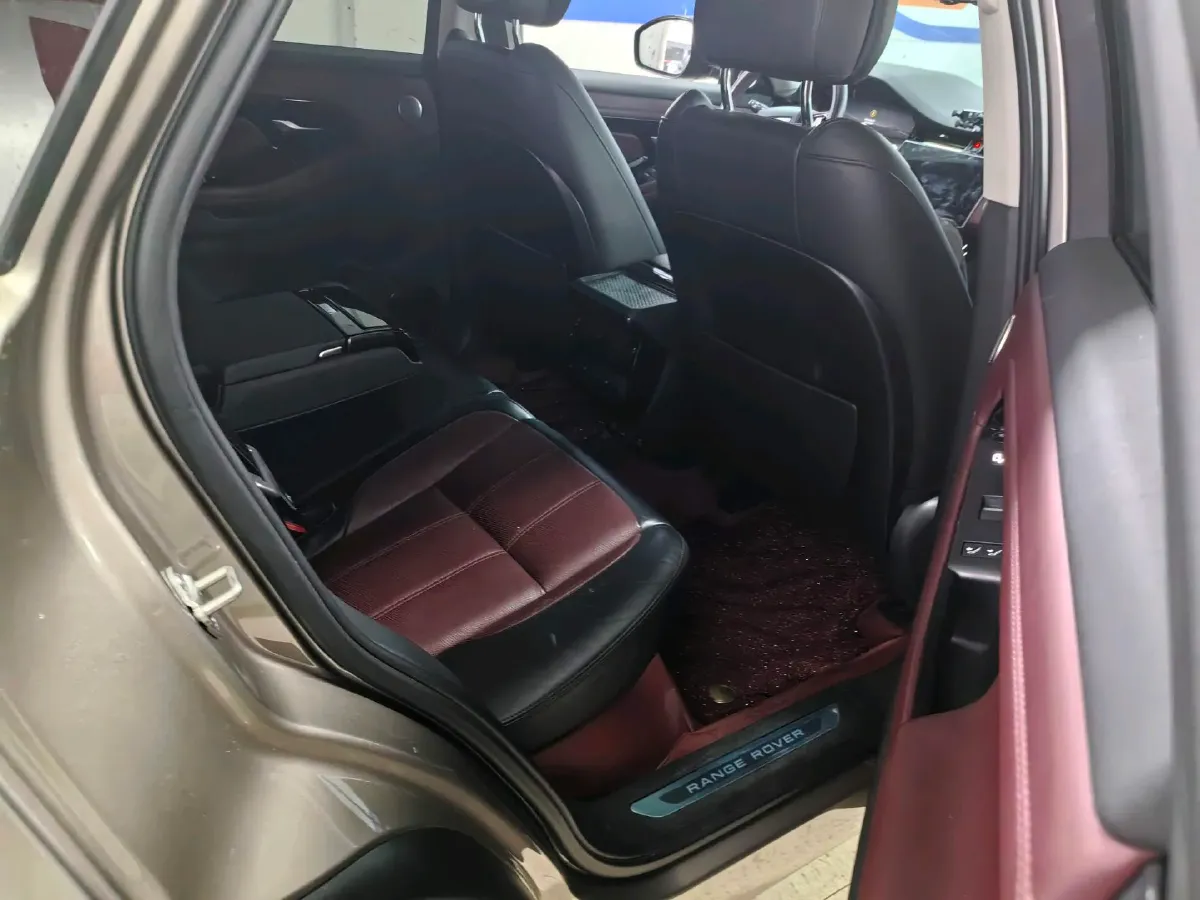 2024 Land Rover Range Rover Evoque 2.0T 249HP L4 9AT,autocango,china used car exporter,china ev exporter,chinese used car exporter,chinese used ev exporter