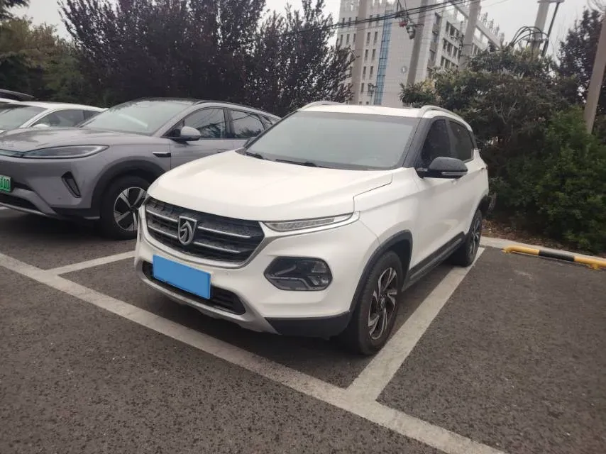 2017 BaoJun 510 1.5L 112HP L4 6MT,autocango,china used car exporter,china ev exporter,chinese used car exporter,chinese used ev exporter