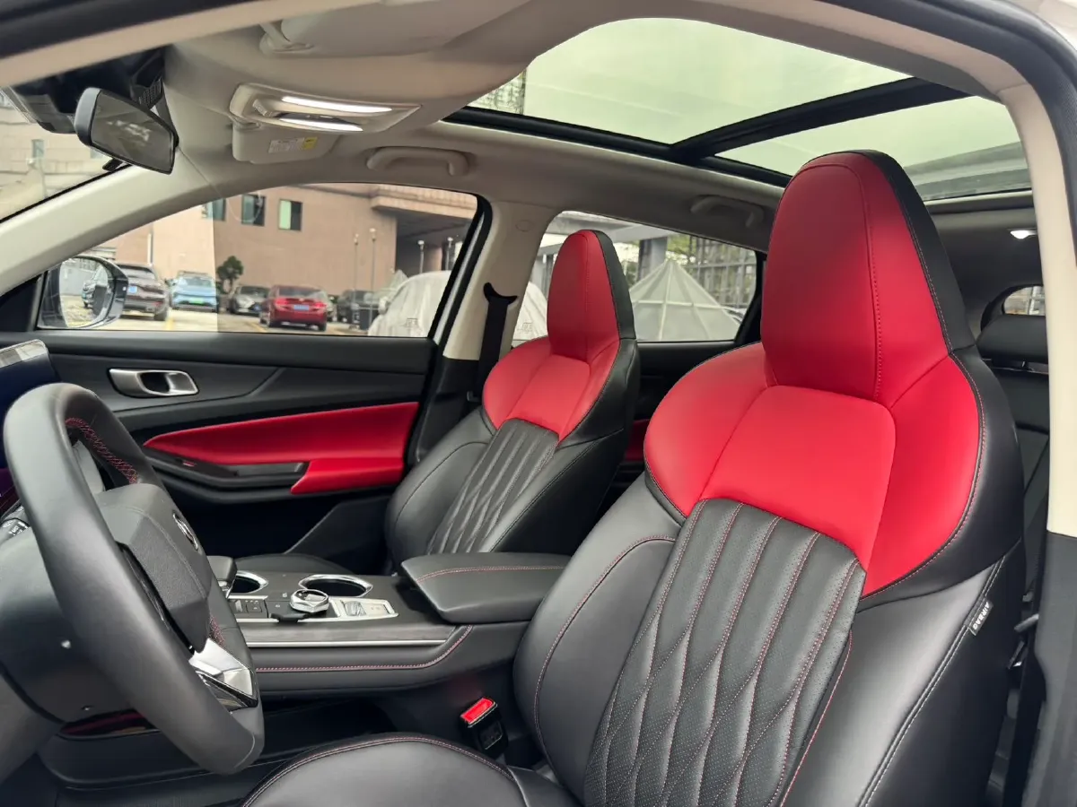 2022 ChangAn CS55 Plus 1.5T 188HP L4 7DCT,autocango,china used car exporter,china ev exporter,chinese used car exporter,chinese used ev exporter