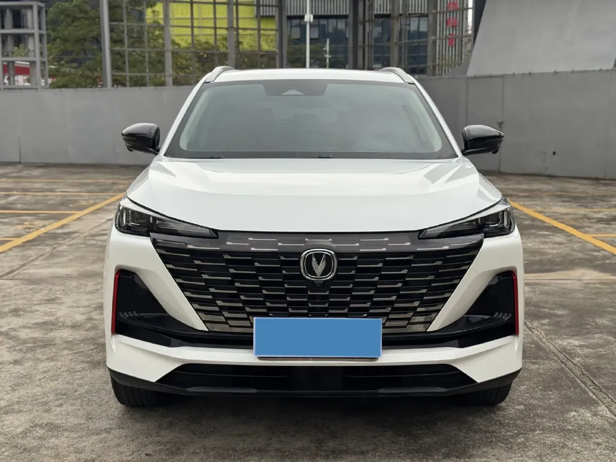 2022 ChangAn CS55 Plus 1.5T 188HP L4 7DCT,autocango,china used car exporter,china ev exporter,chinese used car exporter,chinese used ev exporter